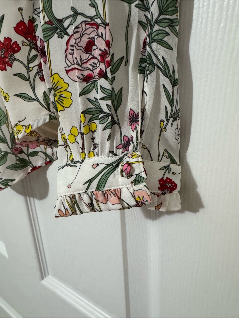 LOFT Cream Floral V-Neck Button-Front Blouse - Picture 4 of 5